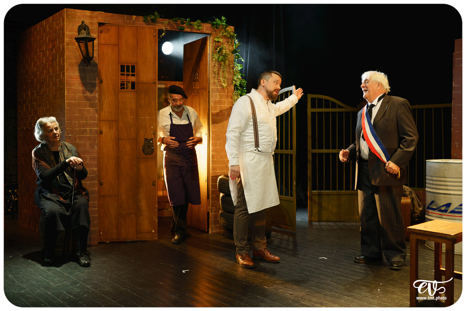 LES VISIONS DE SIMONE MACHARD (CIE LA CLAQUE)